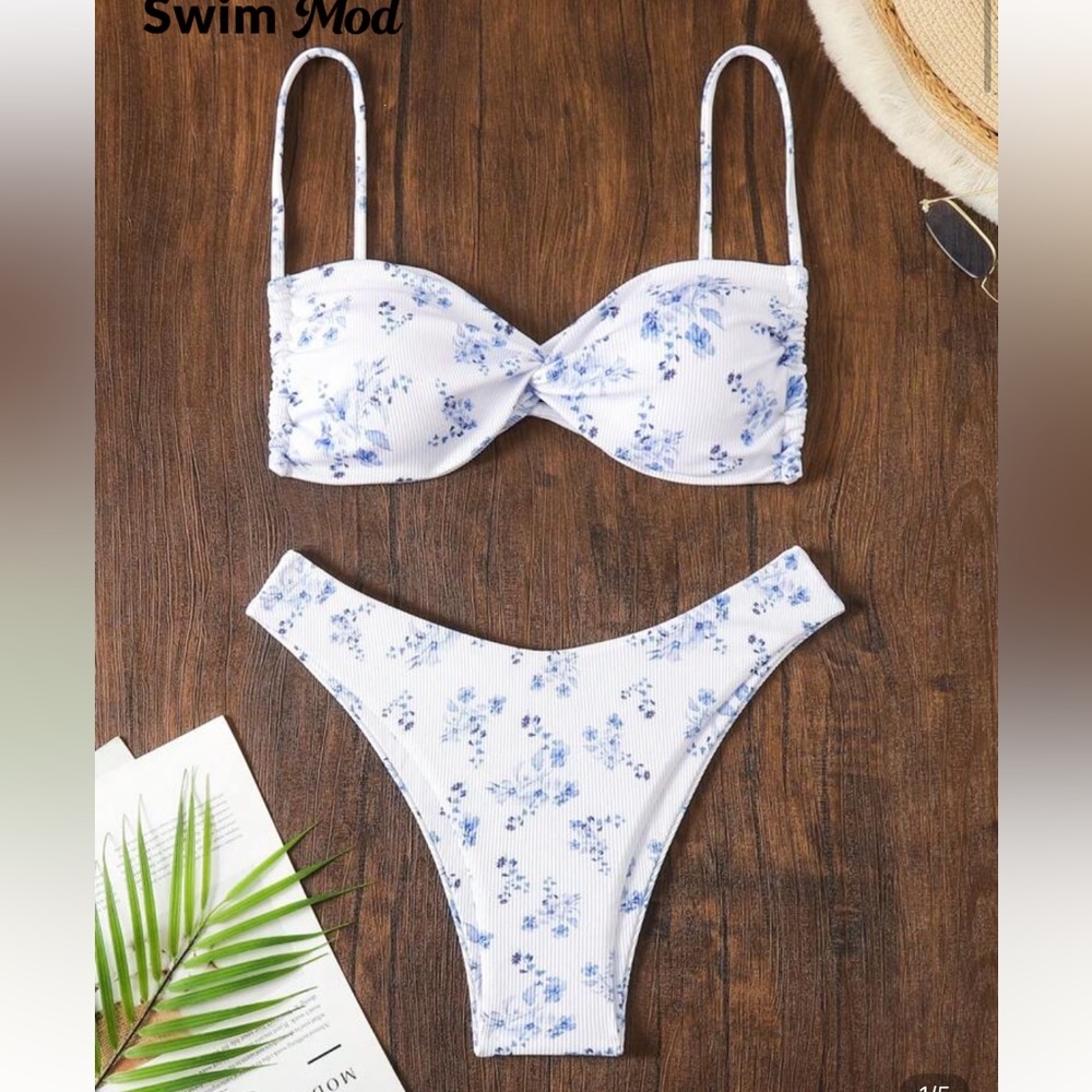 SHEIN Blue and White Floral Bikini